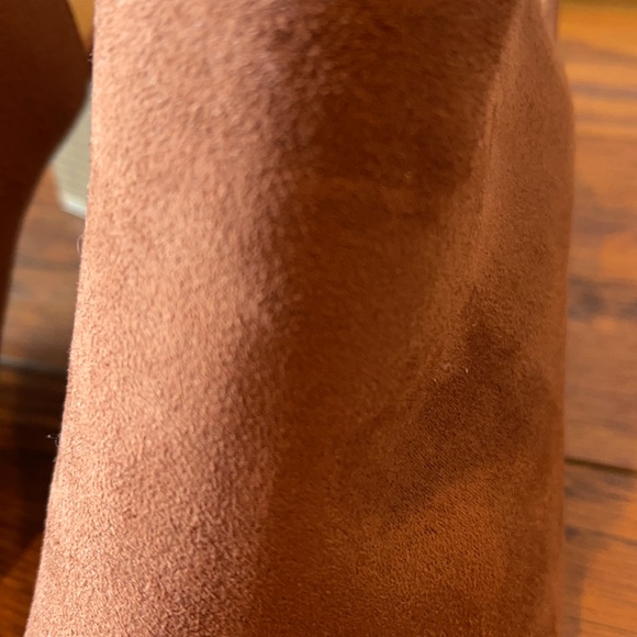 CL BY LAUNDRY Brown high heel shoes - Picture 6 of 6